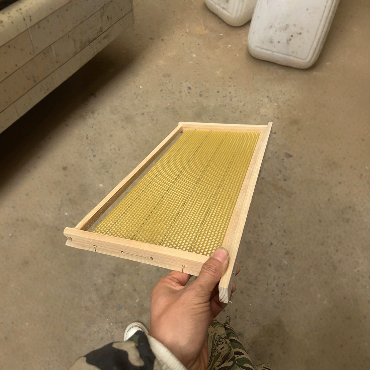 8枚枠養蜂箱フルキット、ワックスコーティングされた巣礎と枠、 - Beehive Frame Wax のレビューと価格